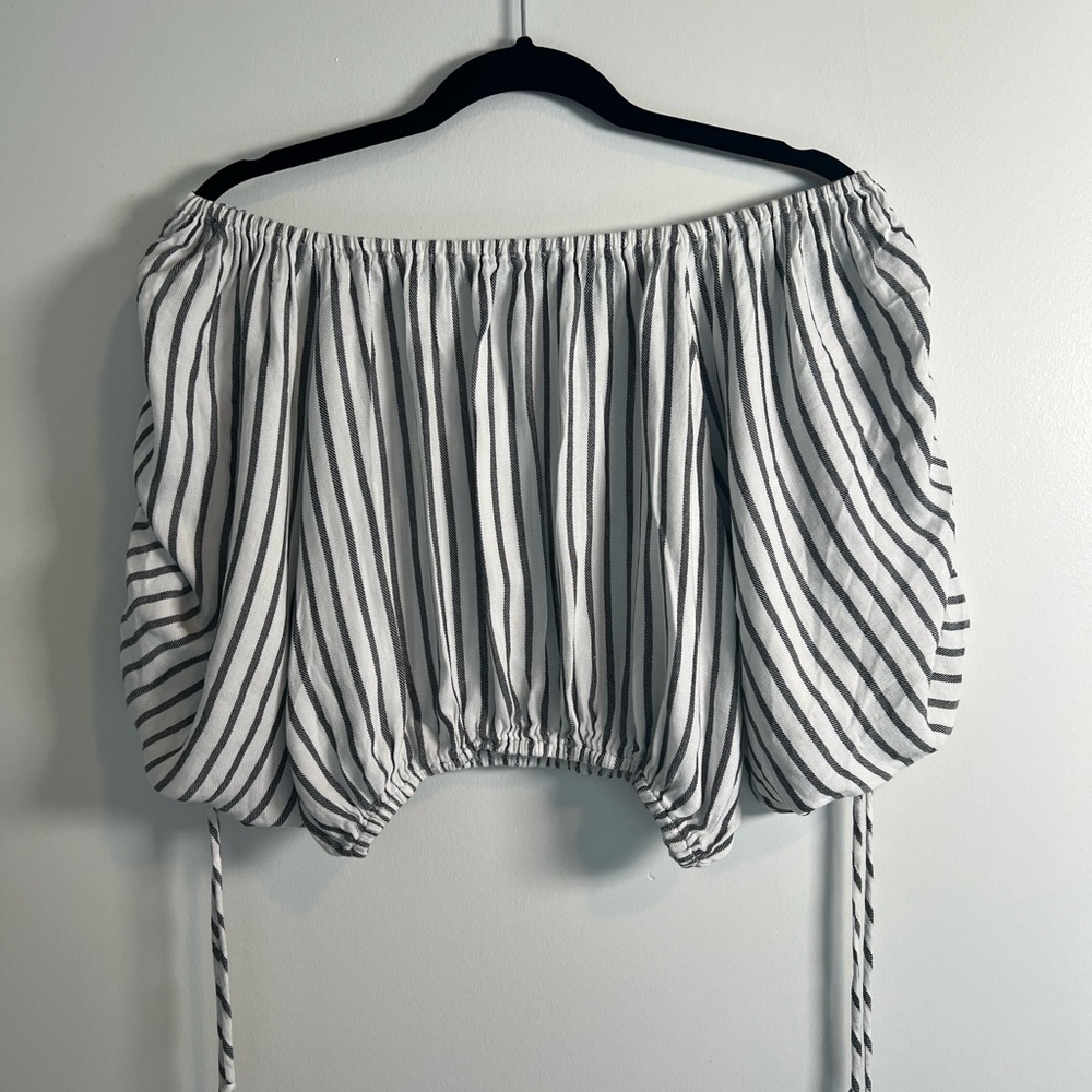 Revolve off the shoulders bell sleeve cropped top